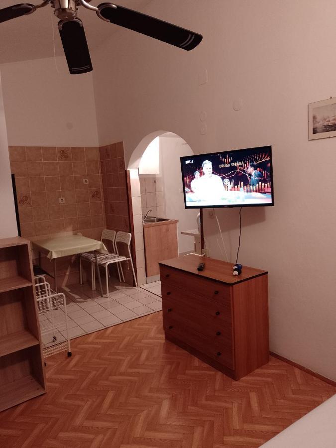 Apartmani Nik Bibinje Eksteriør bilde